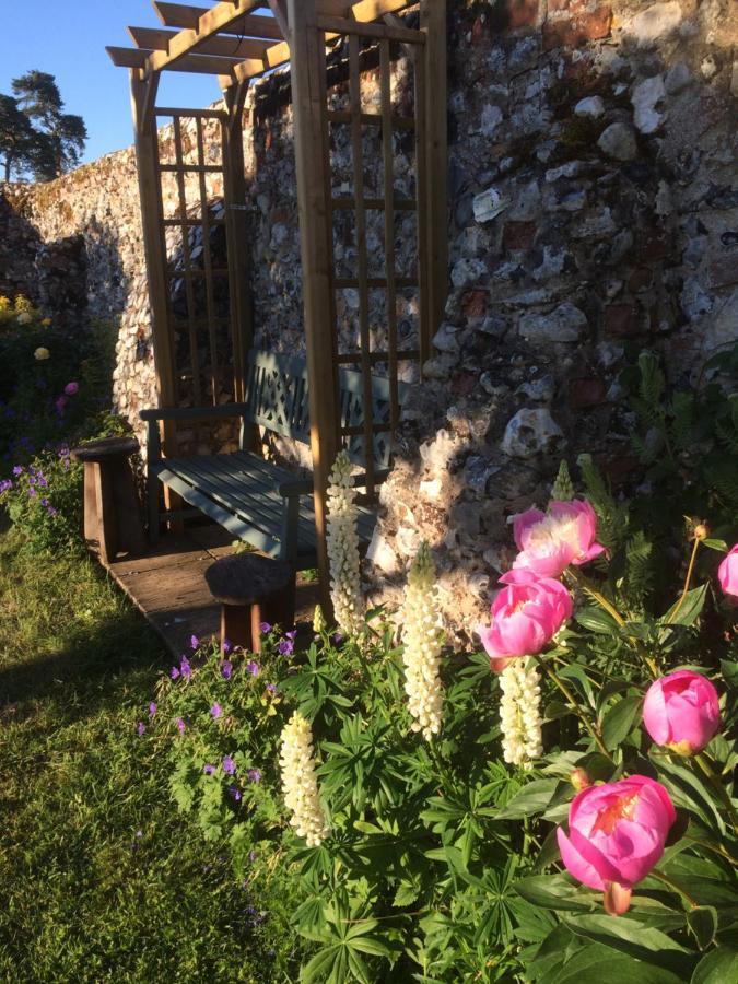 Dairy Cottage Cockley Cley Buitenkant foto